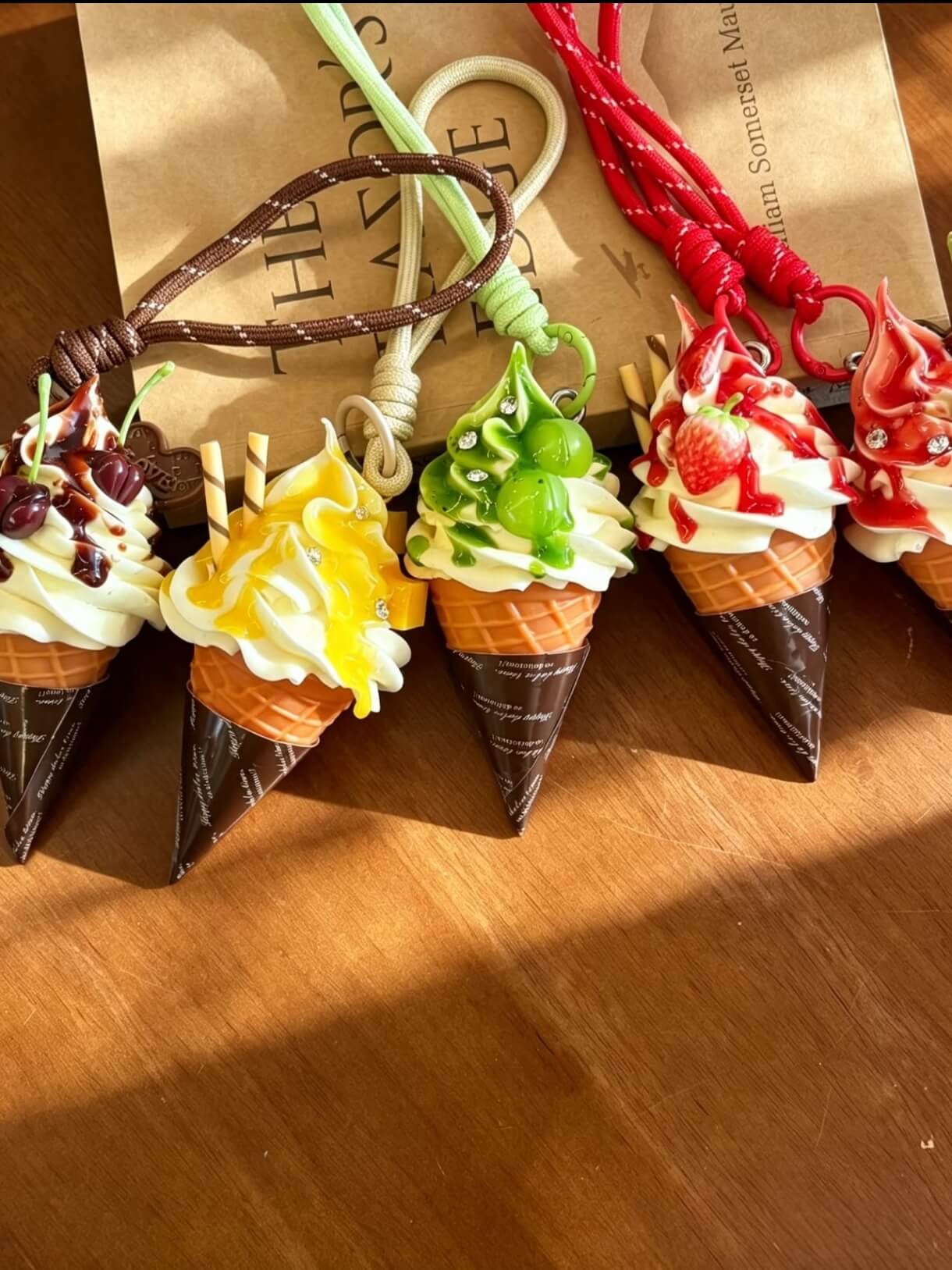 MOMO Realistic Fruit Ice Cream Charms