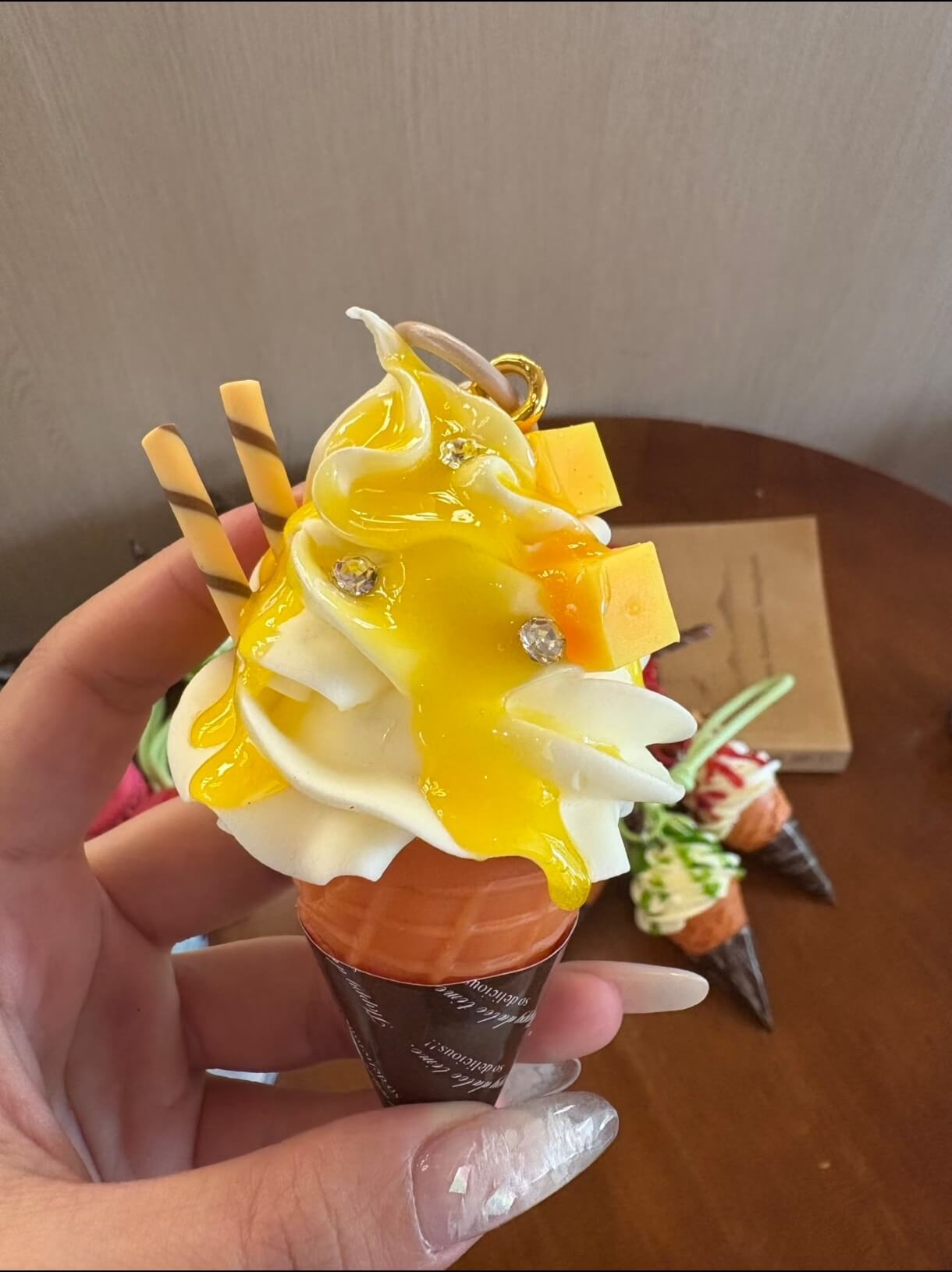 MOMO Realistic Fruit Ice Cream Charms
